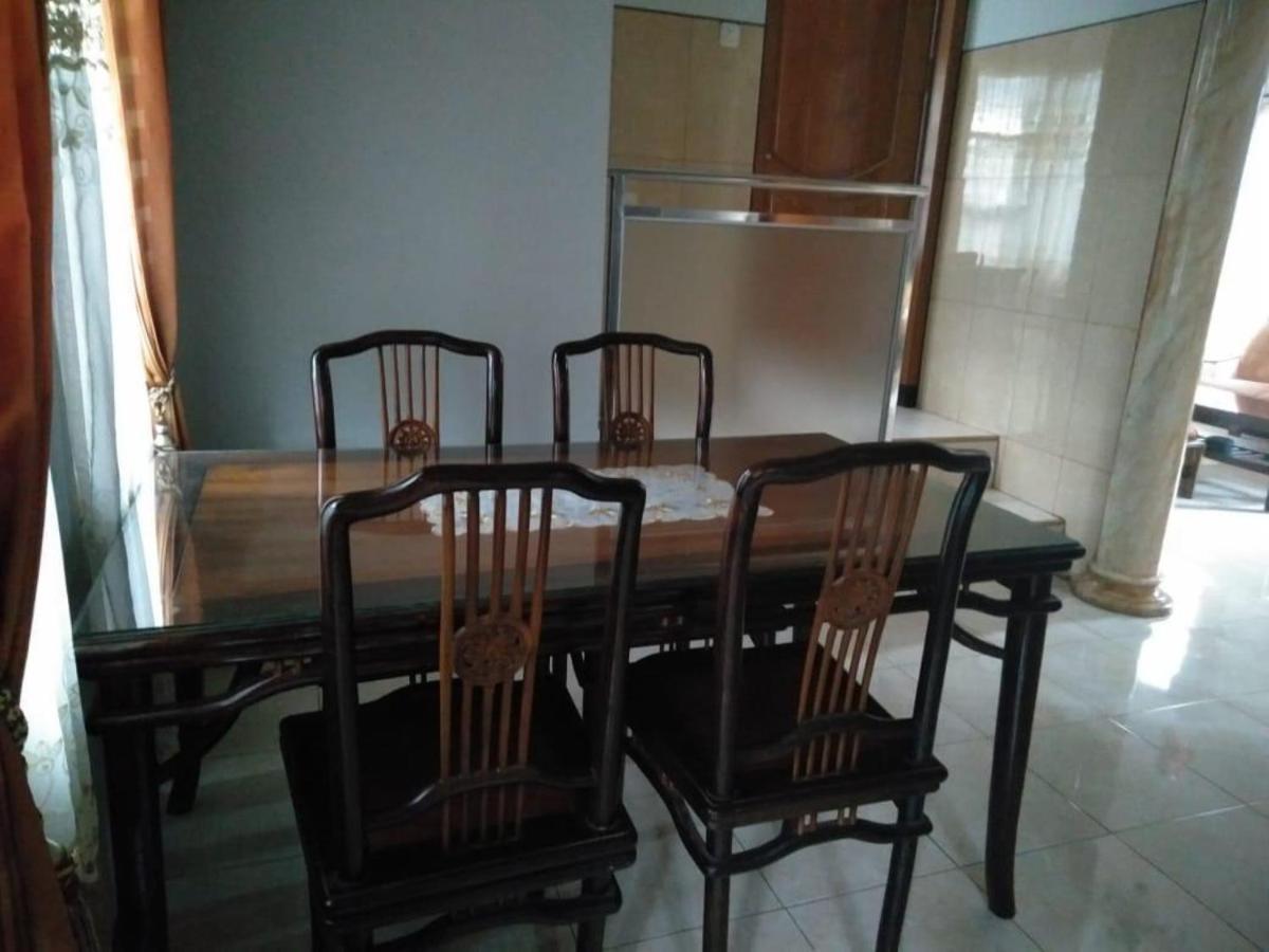 Villa Trijaya Batu  Bagian luar foto